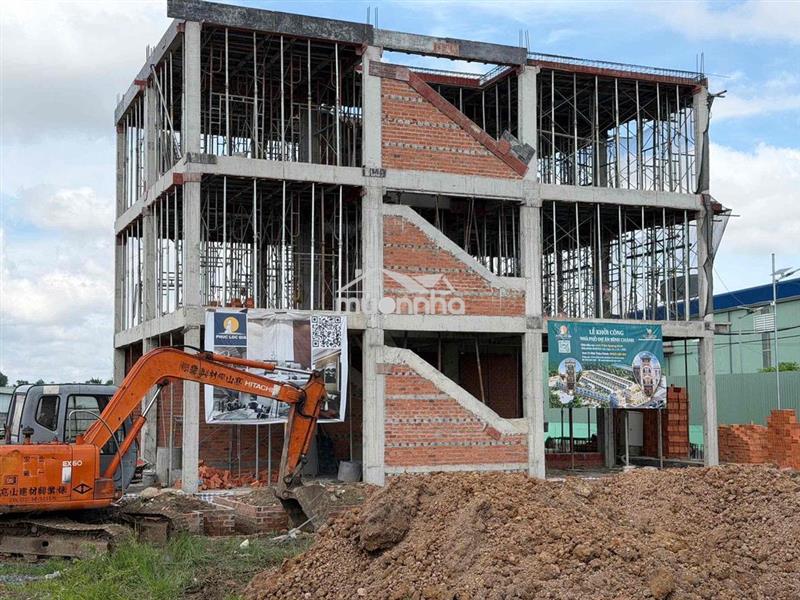 Chính chủ cần bán 3 nền đất kdc 68 bình chánh