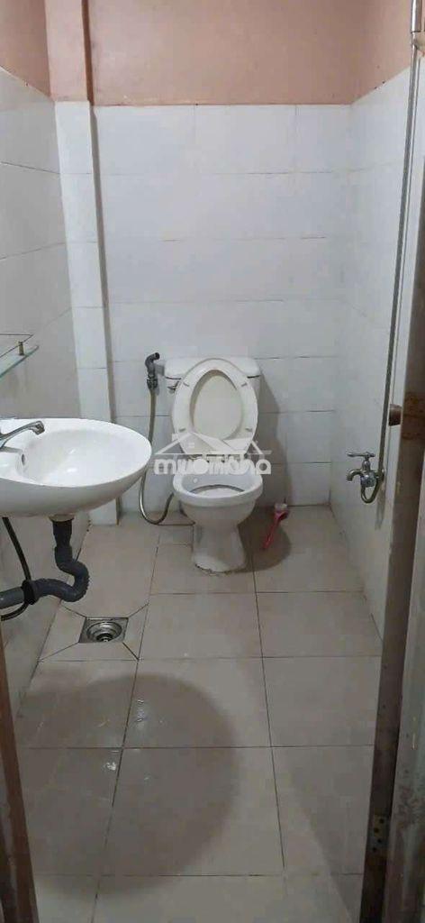 Mặt tiền xe tải - 4