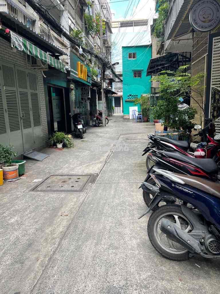 Cực hiếm! nhà 2pn hxh cmt8 q10 (3,6x12,5m) giảm 200tr, chỉ còn 3,35 tỷ