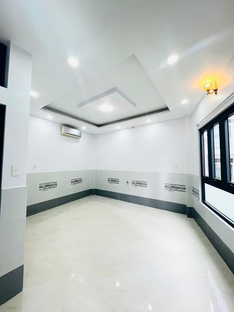 Cho thuê nhà 513/1l điện biên phủ q3 cách mt 20m -1 trệt 3 lầu, 2-3 pn - 2