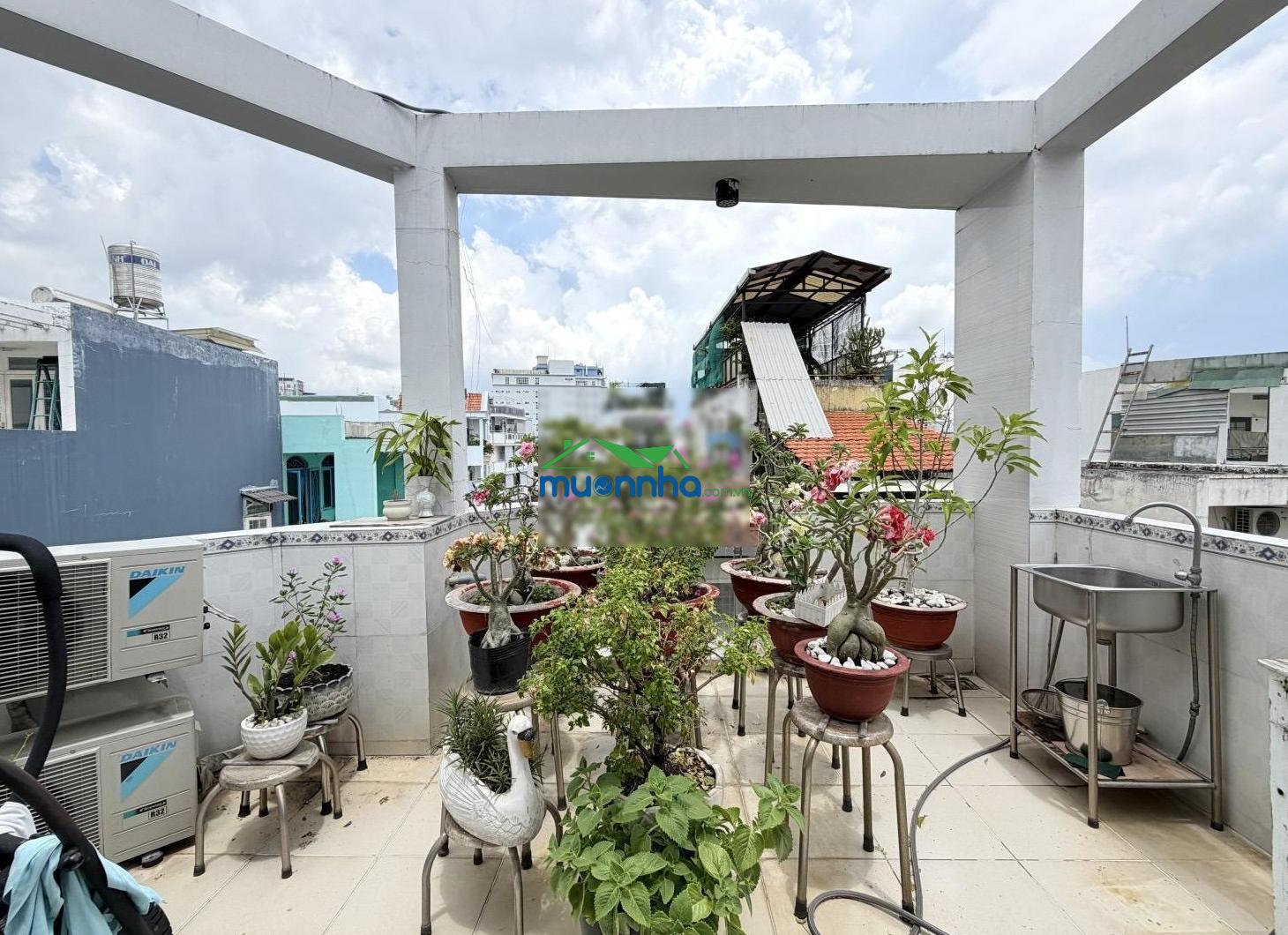 Hàng hiếm nhà sát phan đình phùng - lô góc 2 mặt tiền, hẻm xe hơi đỗ cửa, dt lớn 5x18m, 4 tầng. - 2