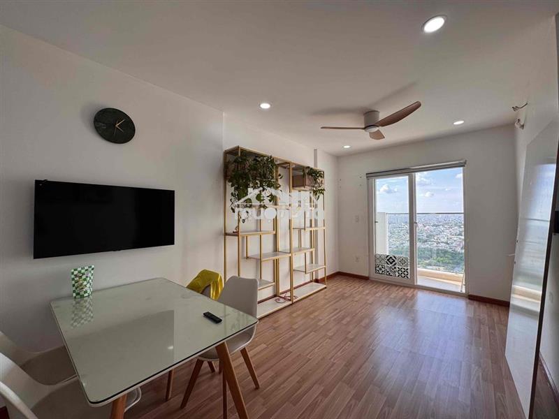 Cho thuê căn hộ diamond riverside full nội thất 11trieu
