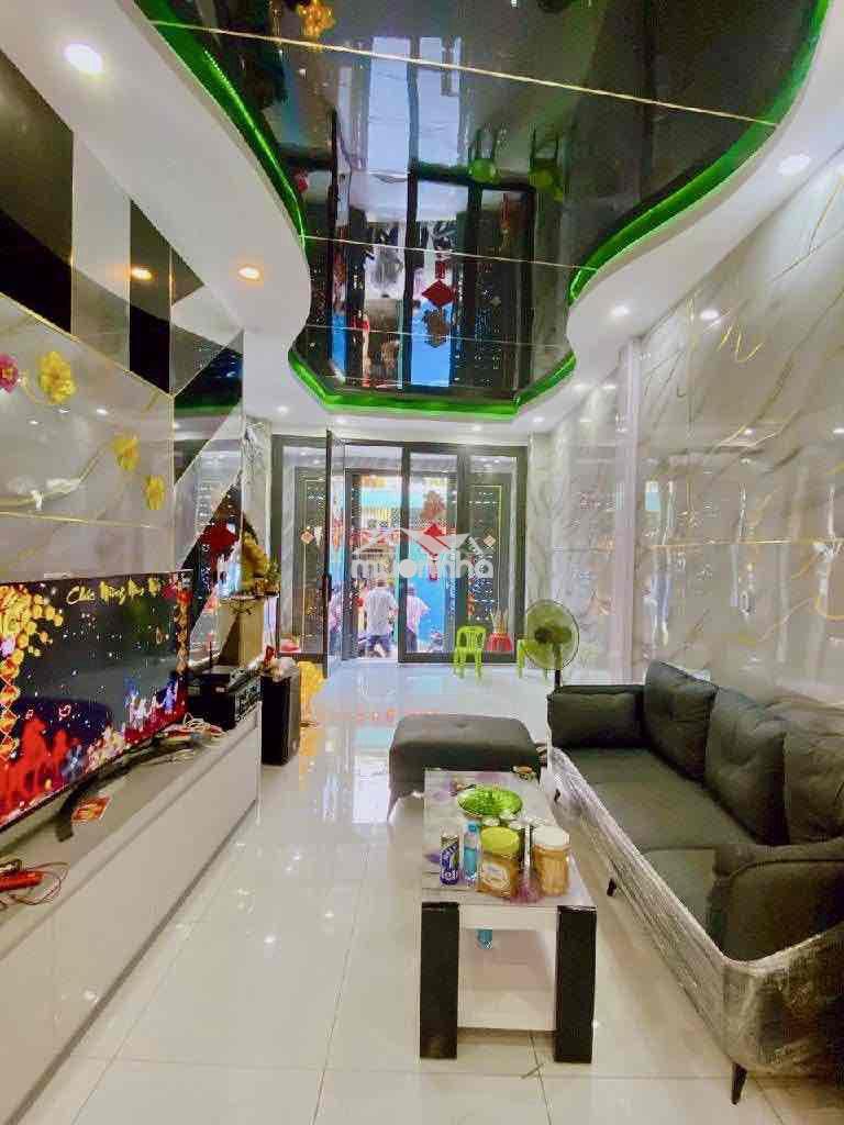Quận 6 -hẻm thông xe hơi - bà hom - 4 x 22 - 3 tầng btct - 5 phòng ngủ - 2