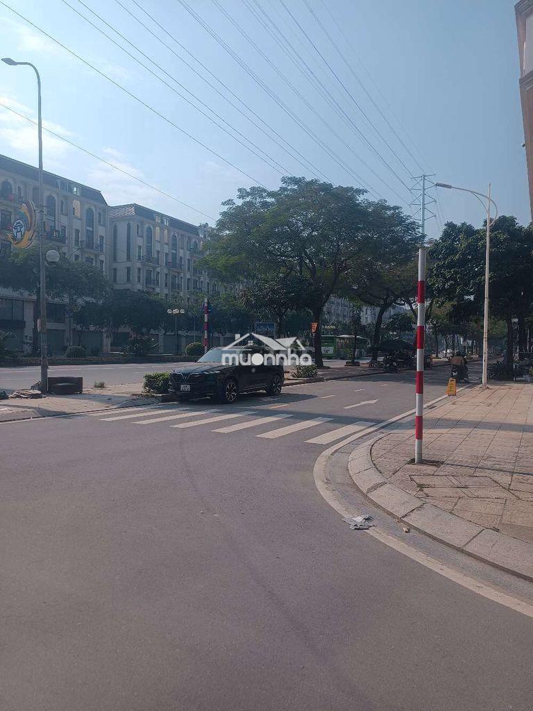 Đất dịch vụ vạn phúc - him , an sinh tốt xây 7 tầng văn phòng, ở sướng