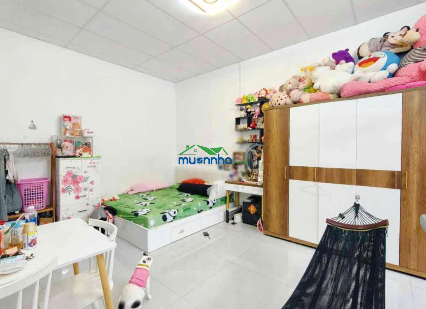 Sát mặt tiền - nguyễn kiệm - phú nhuận - 70m² - 2 tầng 10pn - chỉ 6.6 tỷ