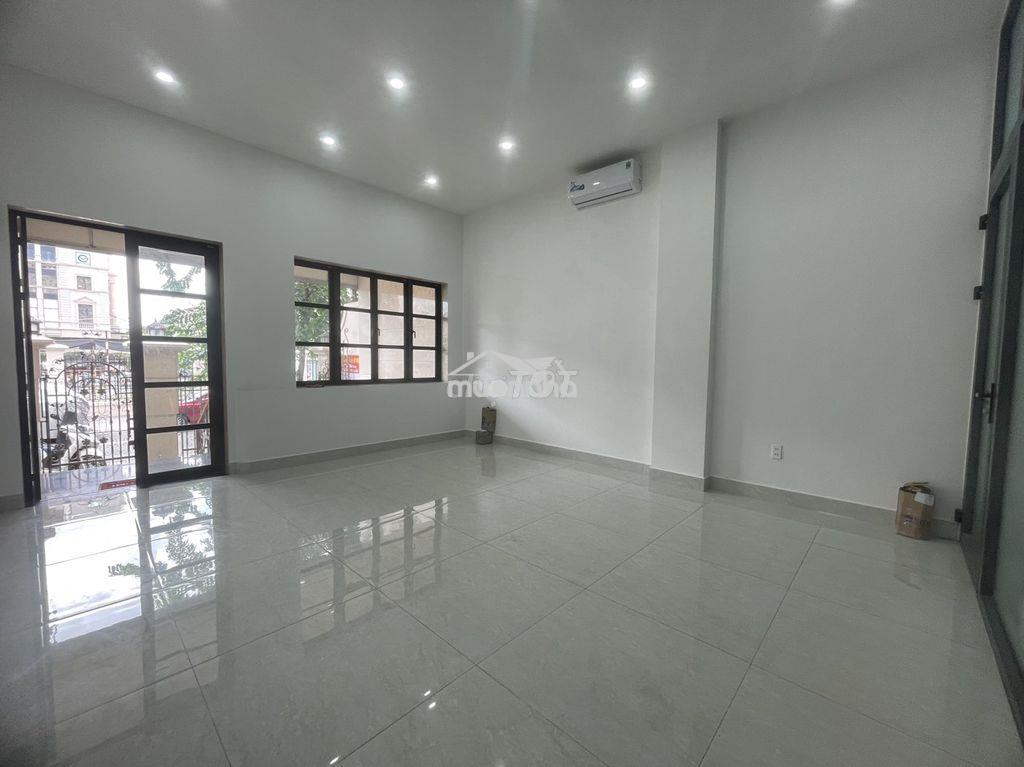 Chính chủ cho thuê vp 35m2 giá 9tr/th - 4