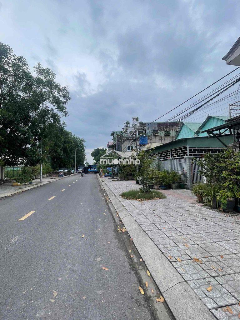 Cần bán nhà lầu và 14 phòng trọ - 2