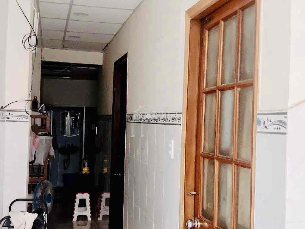 Nhà 63m2 có phòng dưới trệt, đầu cầu nguyễn văn cừ p1 q8, shr 5 tỷ - 3