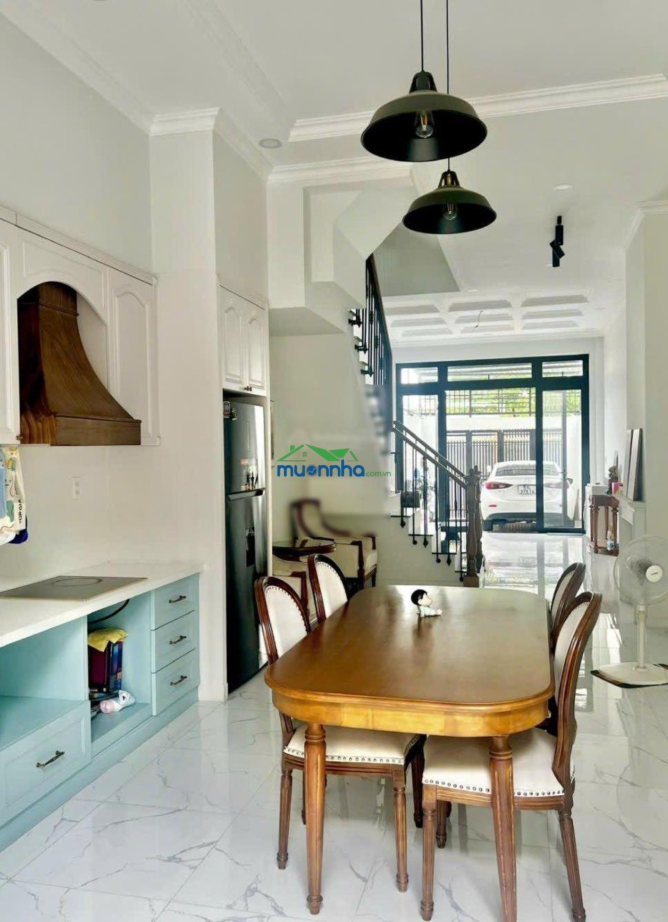 7,3 tỷ, kề q2, nhà 4 tầng, 86m, mặt tiền, gần vòng xoay ph, sổ hoàn công