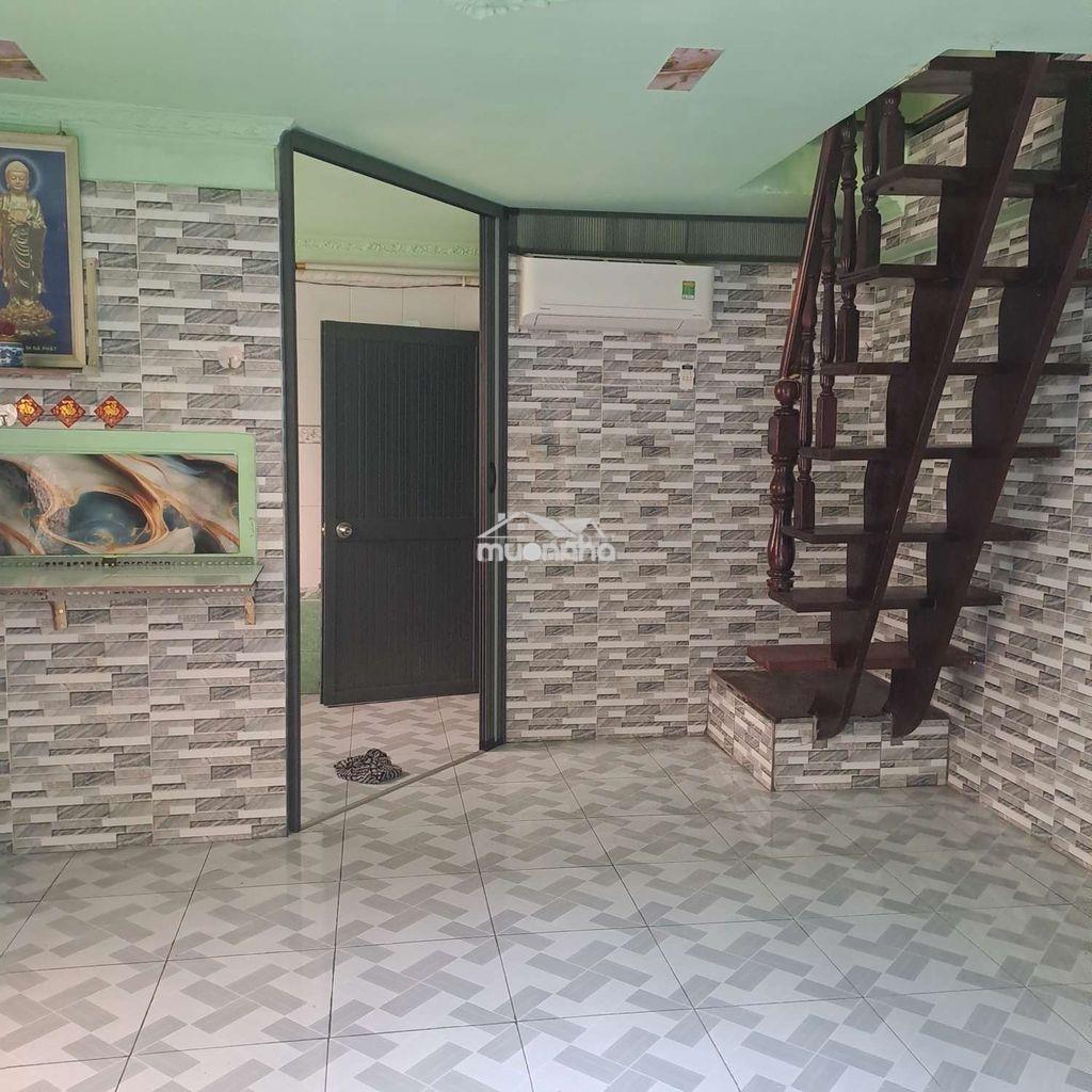 Cho thuê nhà nguyên căn - 1 trệt 1 lầu - có 2 máy lạnh - 2