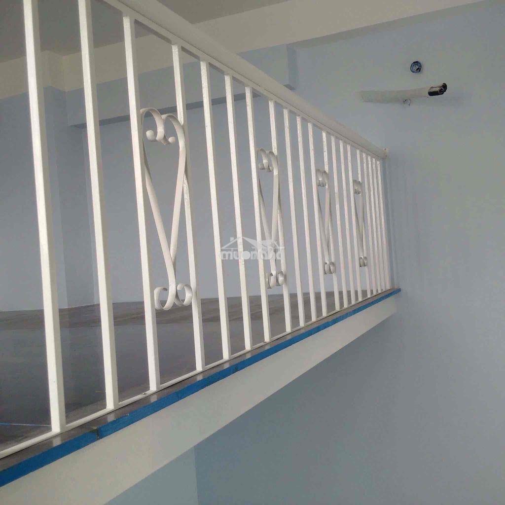 Phòng 25m2 đối diện cổng chợ hoàng hoa thám - 4