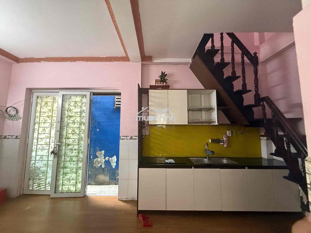 💰Giá thuê: 6tr/tháng. 3,6m x 6m 👍cho thuê nhà nguyên căn hẻm nhỏ 2m - 2