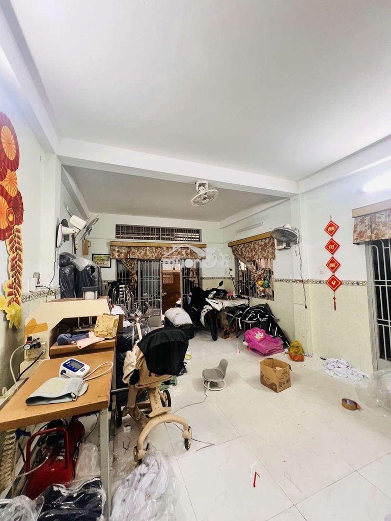 146.banhvantran.107
nhỉnh 9,53 tỷ sở hữu nhà  3 tầng 86,7 m2  tân bình - 3
