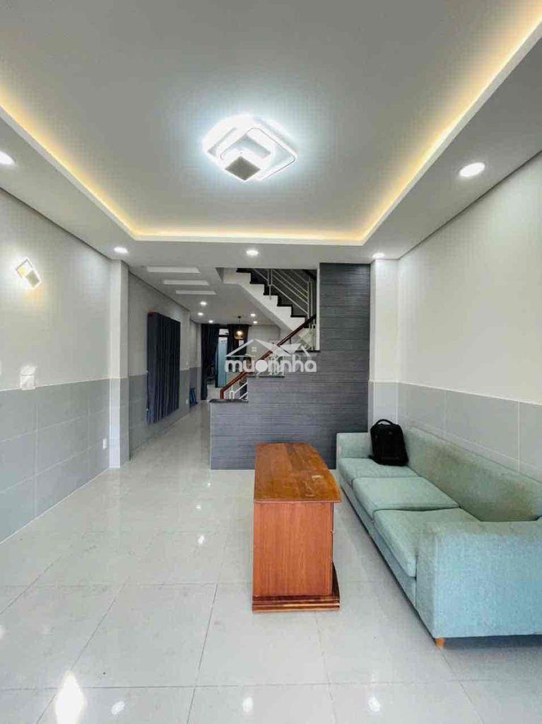 Cho thuê nhà sát bên đường linh đông 2pn 3wc full nội thất 10tr/th