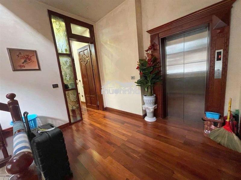 Mặt phố lê trọng tấn lô góc 114,5 tỷ 130m2 7tang mặt tiền 7m lô góc