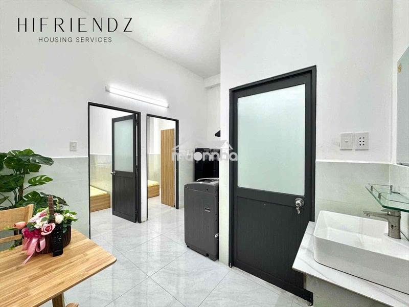 CHDV 2PN1WC GIẶT RIÊNG,THANG MÁY,FREE XE,SIU MỚI,SÁT Q5,Q1