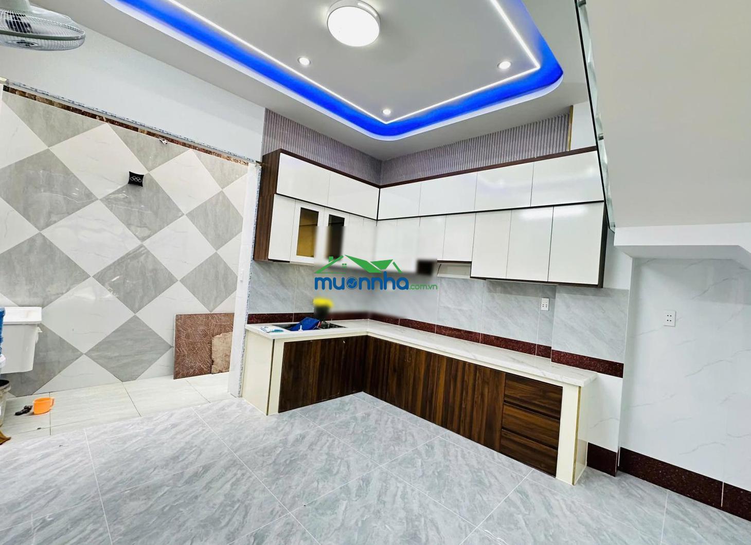 Bán nhà đẹp sát mặt tiền lã xuân oai, long trường, full nội thất, đã hoàn công, giá chỉ hơn 6 tỷ - 2