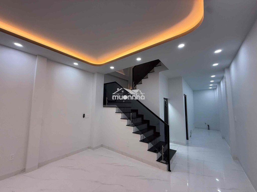 Bán gấp nhà đẹp ở liền 4,3x15 428/53 luỹ bán bích - 2