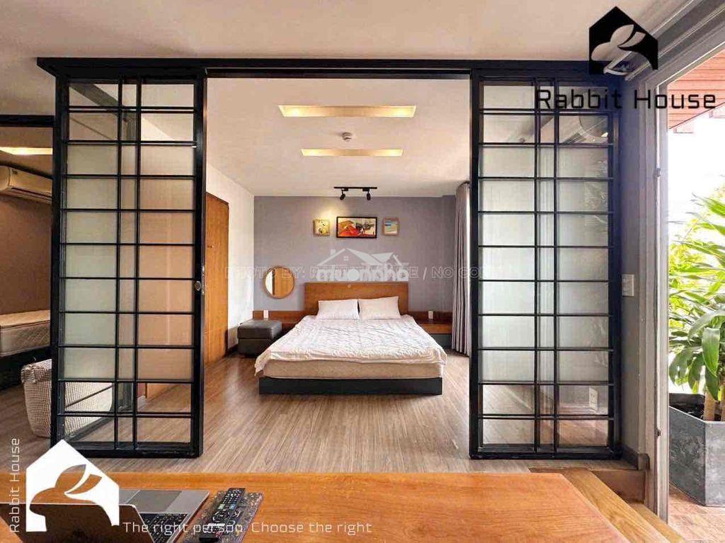 1pn ban công nội thất cao cấp ngay trung tâm quận 1 bờ kè hoàng sa - 3