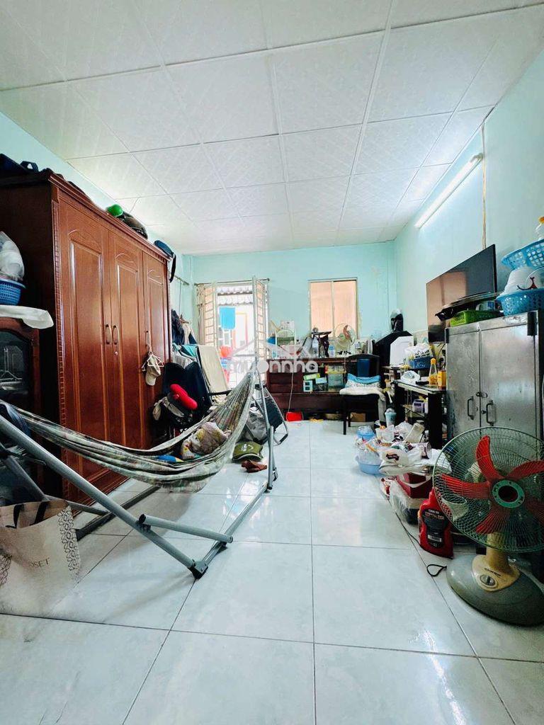 Nhà p1 q8 - hẻm thông khu buôn bán sầm uất -ngang to 4m -nhỉnh 3 tỷ - 2