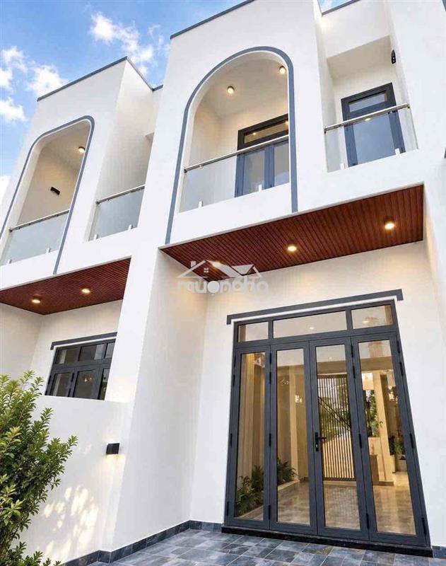 700 triệu nhà lầu gần công ty changshin, 101m2,sổ hồng, tặng