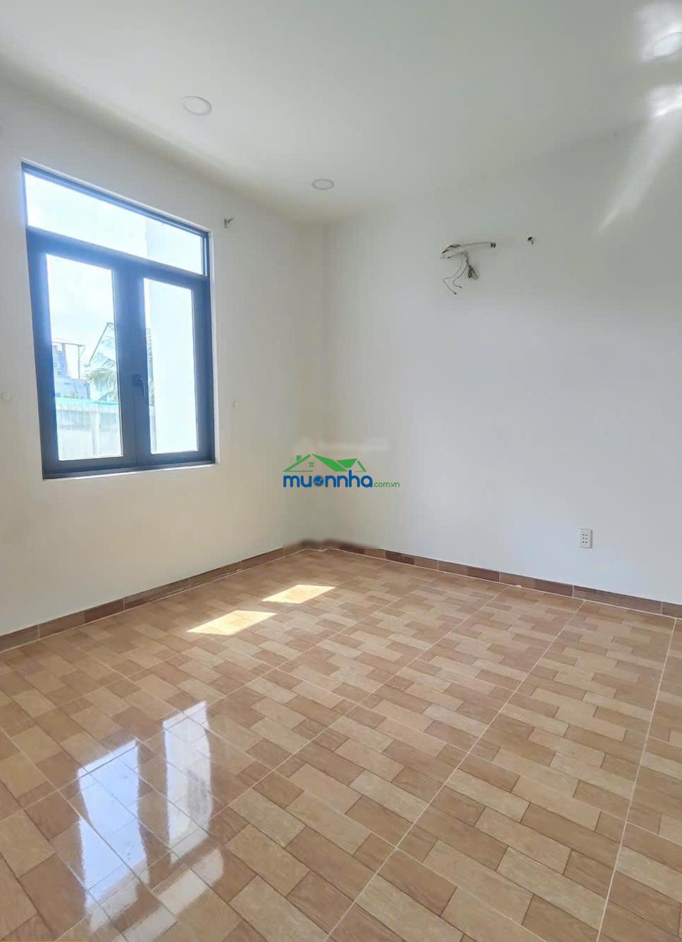 Nhà 72.6m² 3 tầng 2pn 3wc khu bên sông gigamall hbc 6tỷ950 tl