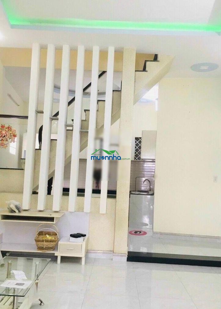 Bán nhà 2 tầng đường 8 linh xuân - 2 tầng hẻm oto- chỉ hơn 4 tỷ ( sát bên làng đại học )