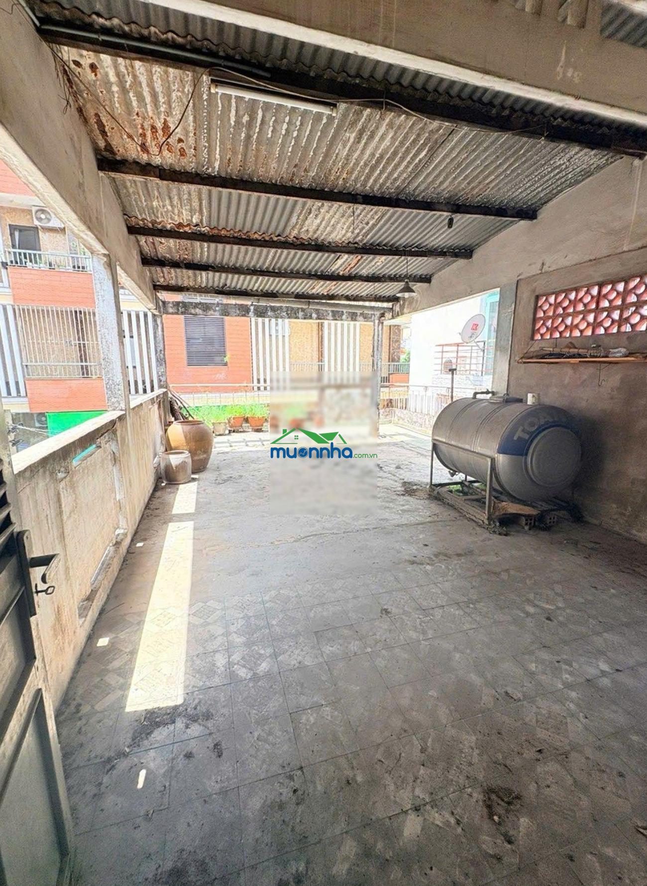 Nhà bán 3 tầng, đường phạm văn hai, tân bình, diện tích 3.9x17m, giá chỉ 8.x tỷ