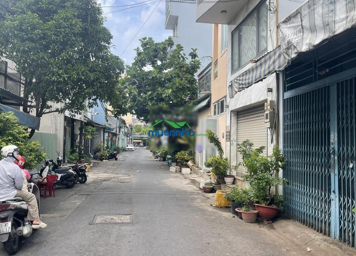 Nhà 2 mặt tiền, dt: 92m2, vị trí tốt, thích hợp đầu tư - 4