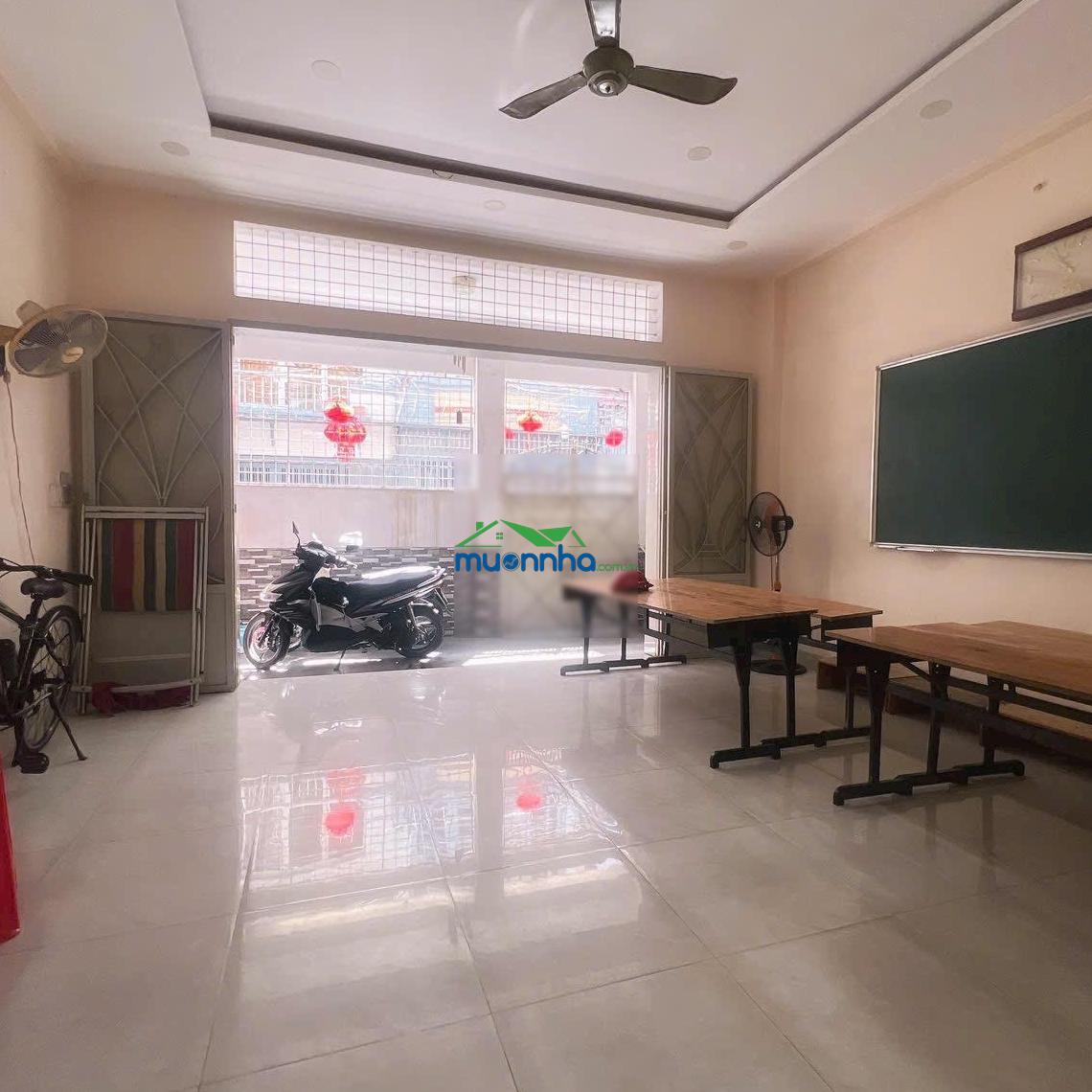 Bán gấp nhà hẻm 4m - 220m2 đất ngang 7,5m một đời chủ tiện xây chdv