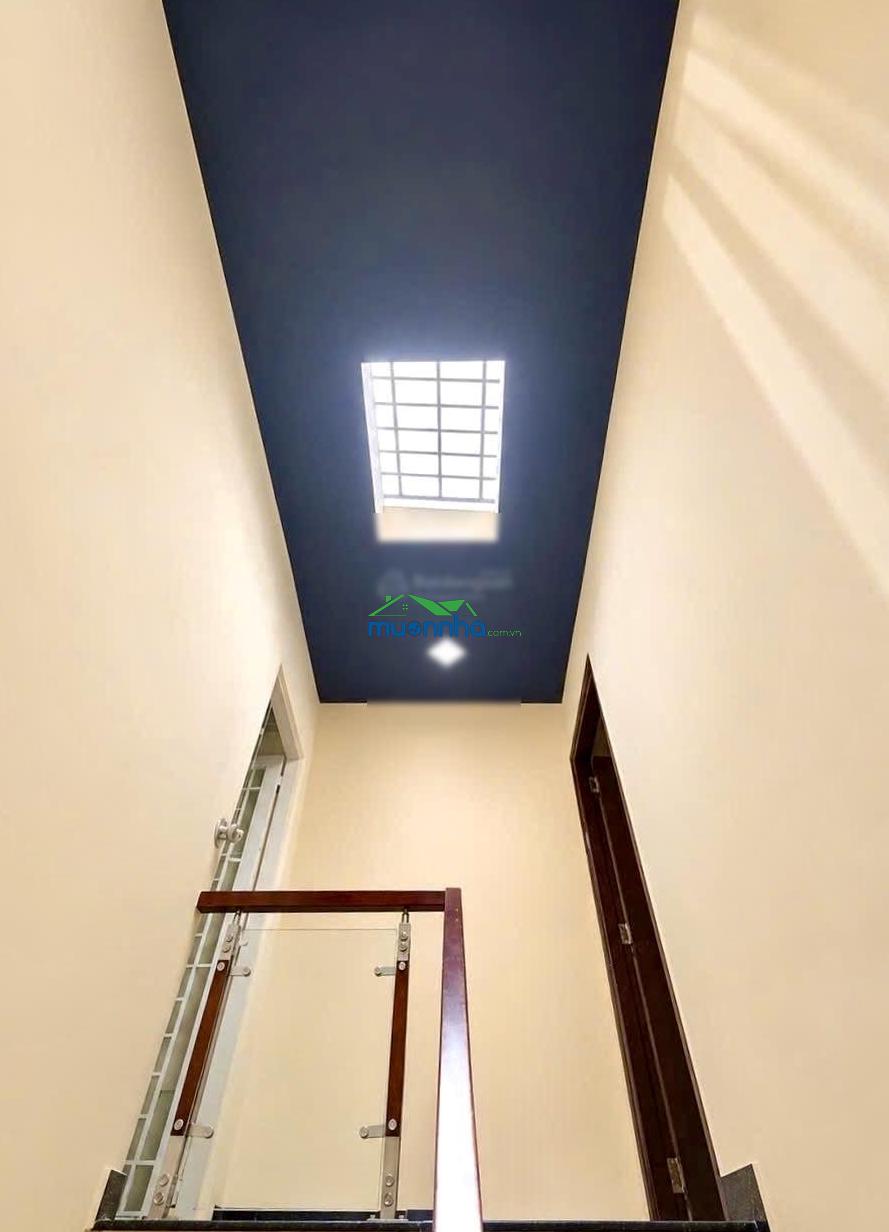 Nhà 4 tầng 4pn 4wc sát mặt tiền nguyên hồng, bình thạnh