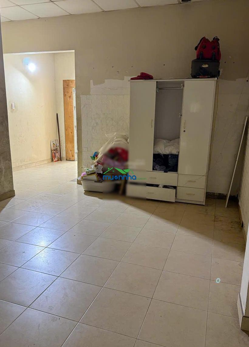Nhà mt đường nội bộ. ngang 5m * 20m khu biệt thự sông sài gòn
