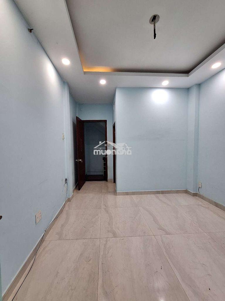 🔥Nhà thuê q5🔥

🏠🏠 cho thuê nhà hẻm xe hơi trần bình trọng , quận 5 - 4