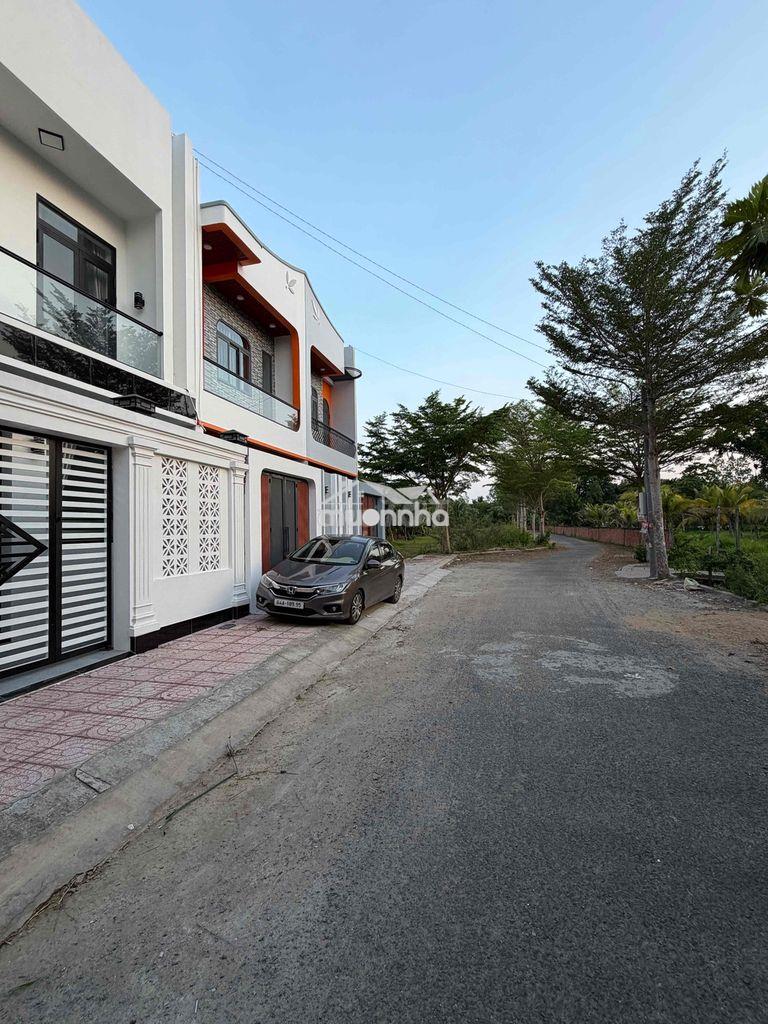 Bán nhà trung tâm tp vĩnh long, đường 7m - 2