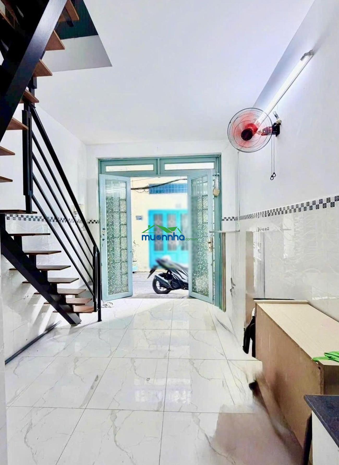 Bán nhà nguyễn văn khối - 3 tầng - 18m² - cách mặt tiền 10m - hẻm thoáng sạch sẽ - 3,15 tỷ