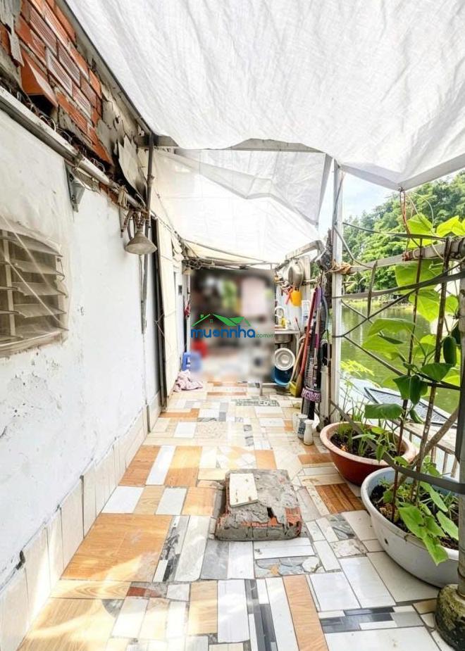Nhà cần bán gấp - nhà đẹp ngang khủng 8m - hẻm ô tô thông - sát đại học gtvt