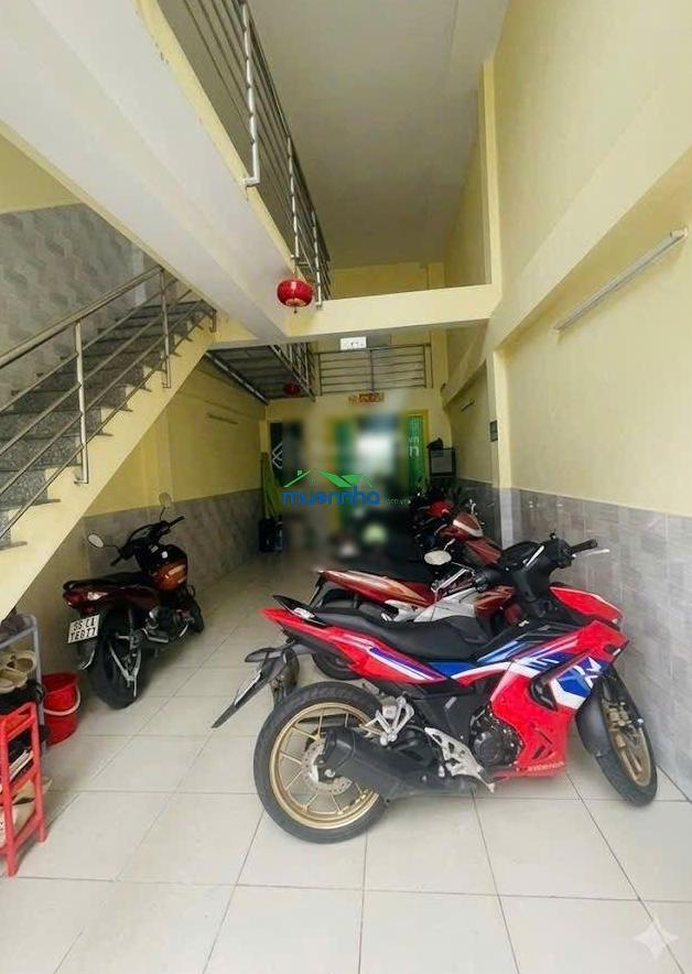 Chdv khánh hội quận 4 dòng tiền 650 triệu/năm chỉ 9,x tỷ