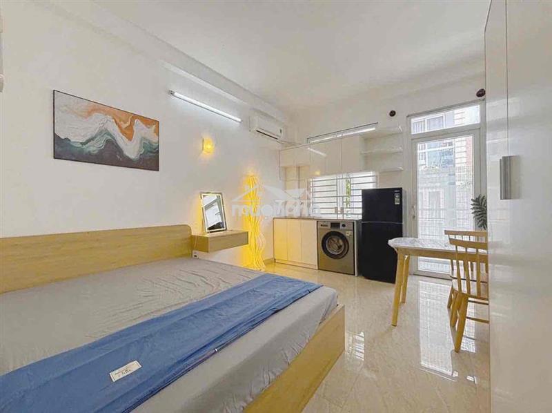 Giảm 500k/th chdv cao cấp full nội thất  ban công ngay cầu kiệu q1