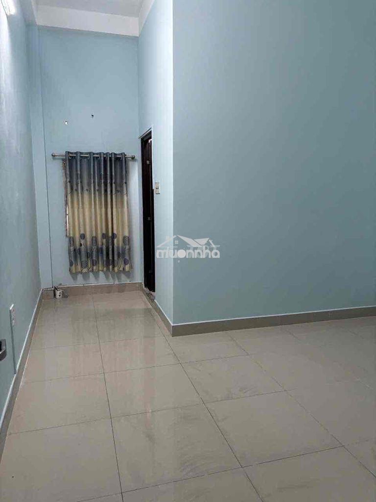 Nhà thuê hẻm lớn lạc long quân gần chợ tân bình - 4