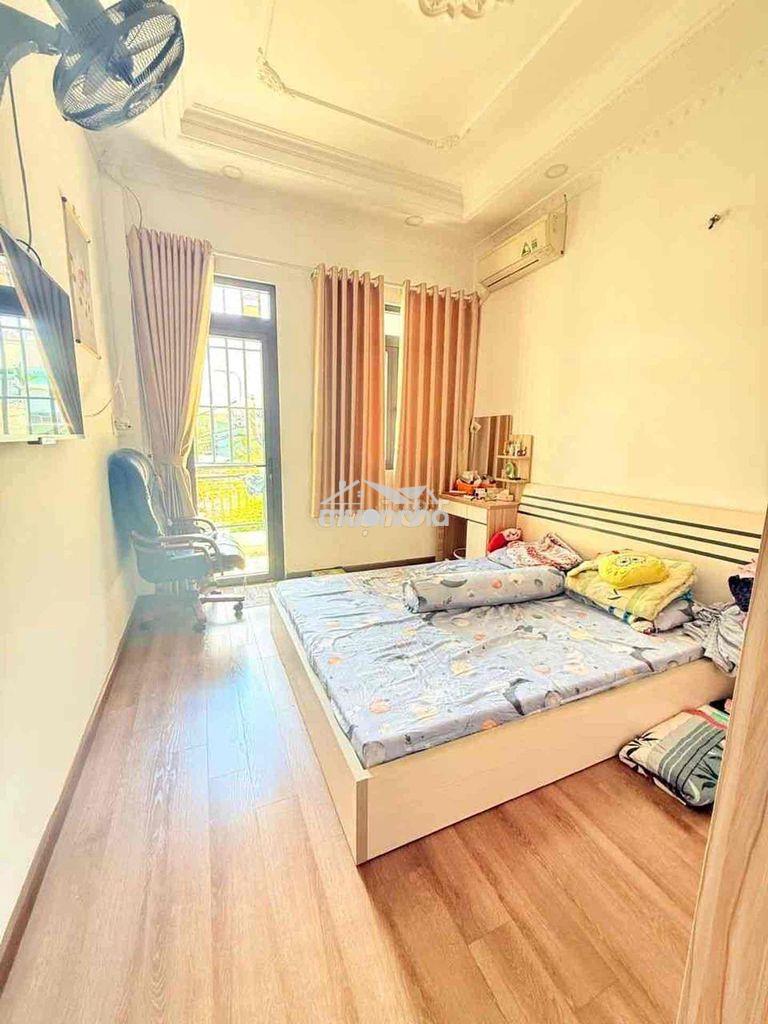 🔥Hiếm! nhà 3 tầng - 4pn - hẻm xe hơi quận 7 - nhỉnh 4 tỷ - 4