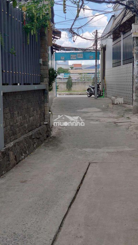 Cho thuê nhà 2 lầu 4 p . p . 15 q. 8 - 2