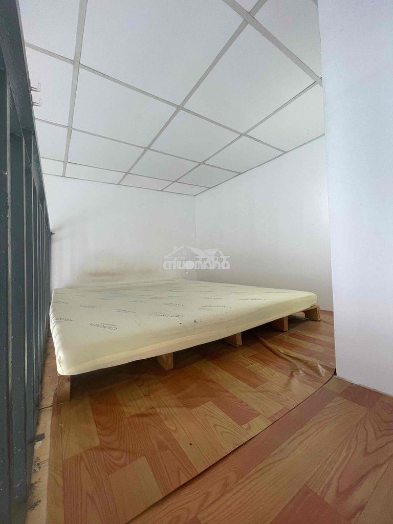 Phòng trọ ban công aeon bình tân giá rẻ - 4