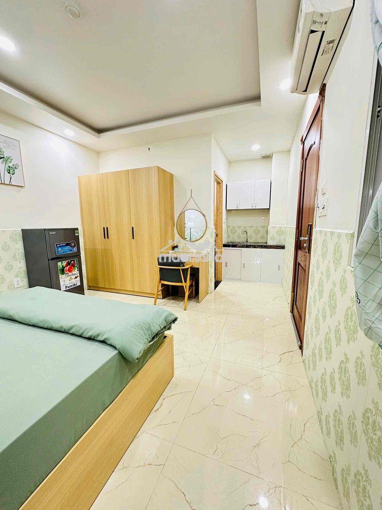 Căn hộ full nội thất xịn xò ngay nút giao tân sơn - nhận xe điện - 2