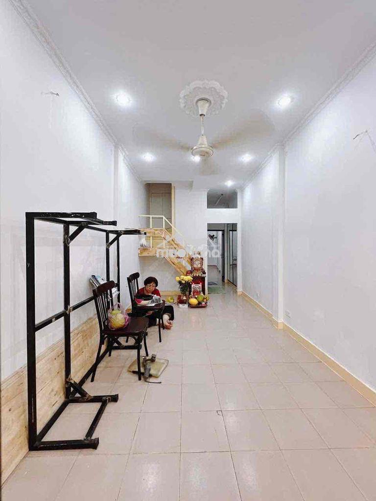 🏡 Nhà nguyên căn q.1 sát bùi viện – 120m² giá chỉ 14tr - 3