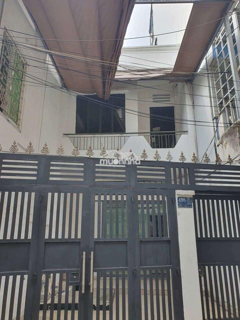 Hẻm xe hơi 490 ng tri phương 4x15