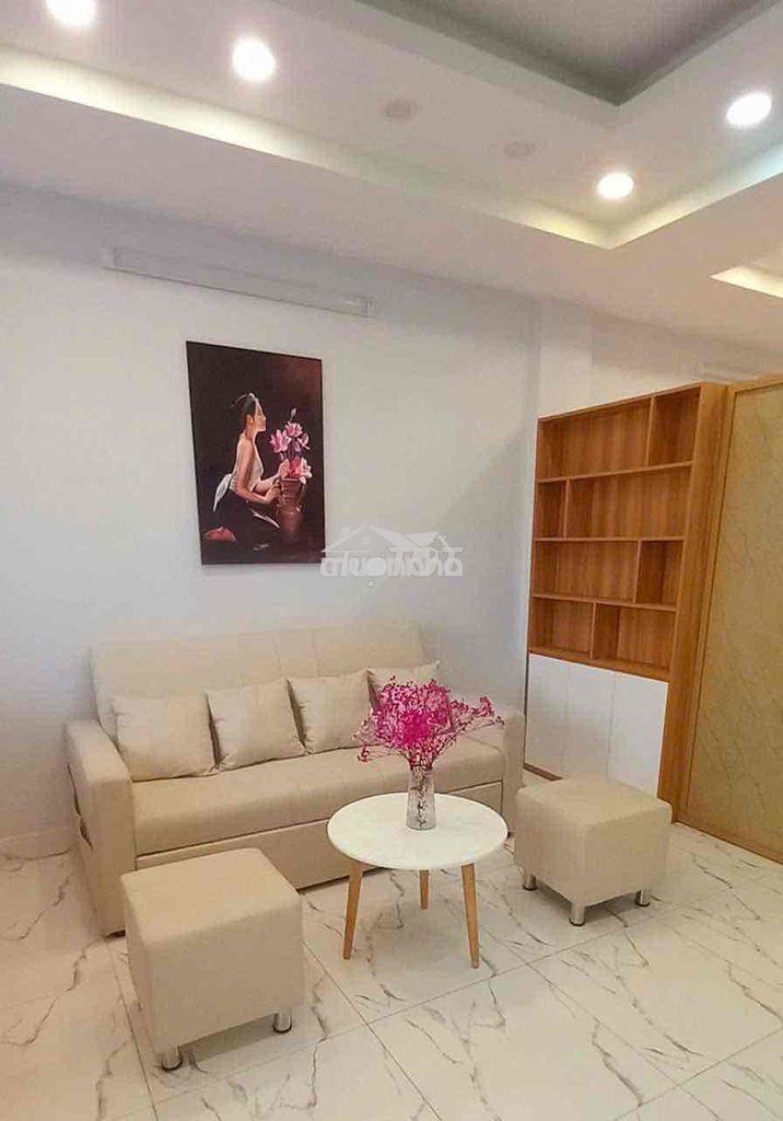 Cho thuê chung cư. lầu 1. đường trần quang diệu.phường 13.quận 3.