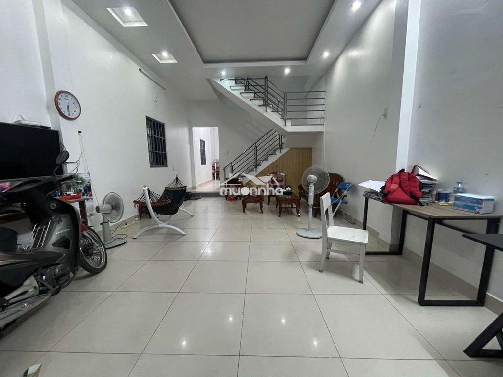 Bán nhà đông bắc, kế bên công viên pmqt q12 100m2 ngang 5 chỉ 4.7 tl - 2