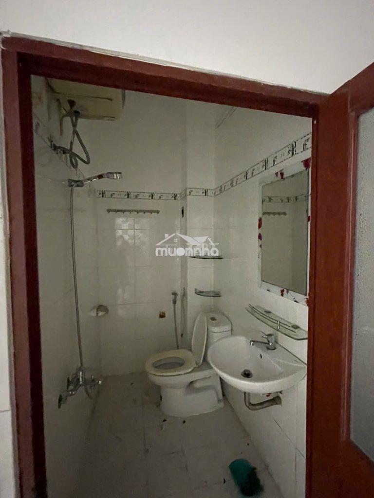 Cho nữ thuê phòng  ngay chợ trần văn quang x - 3