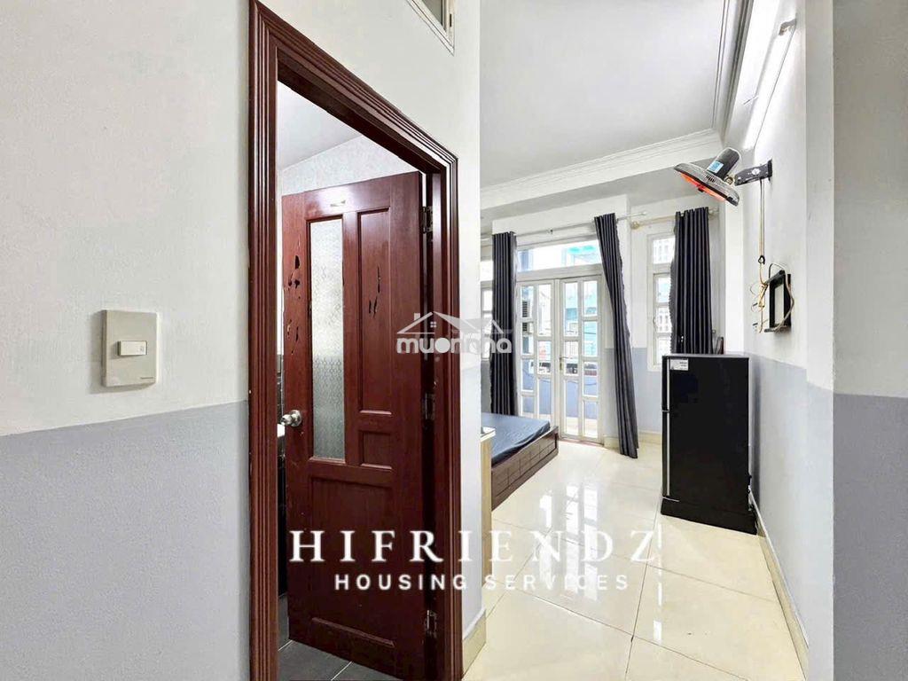 Cho thuê phòng ban công full nội thất giá rẻ gần công viên đầm sen - 4