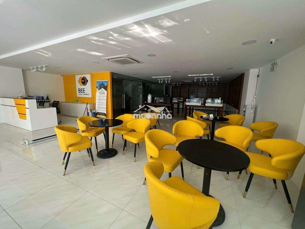 Tòa văn phòng 1200m2 - 4